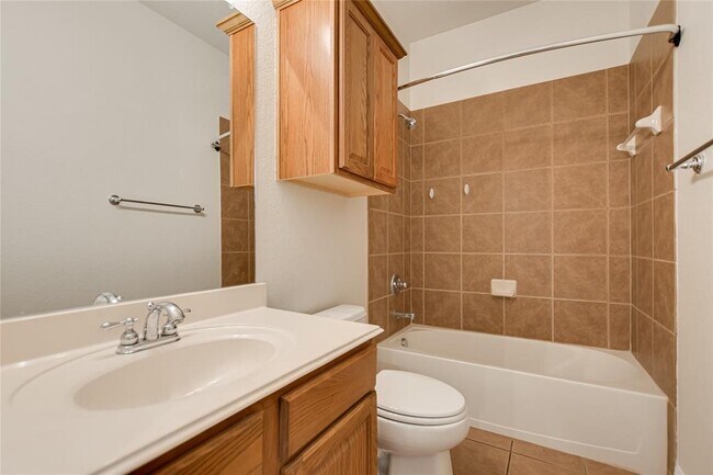 Building Photo - 105 Aria Rdg