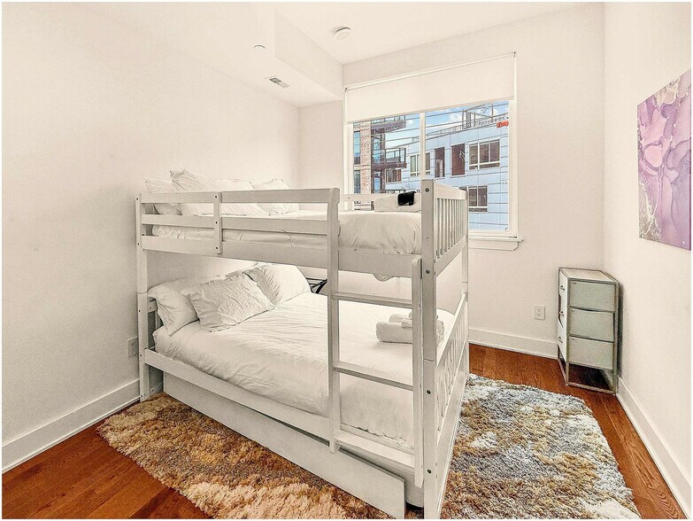 Building Photo - 1115 Germantown Ave