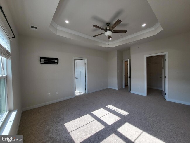 Building Photo - 430 Paperbark Sq