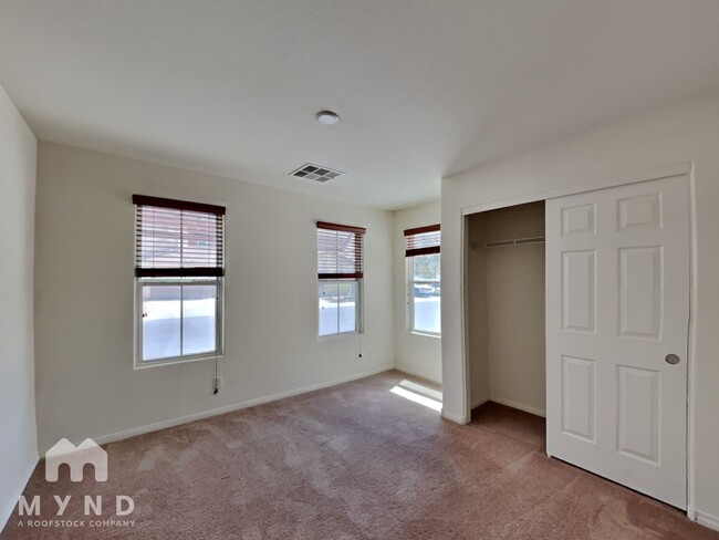 Building Photo - 9053 S Winthrop Springs Rd
