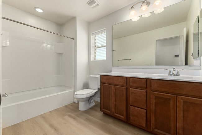 Building Photo - 2972 E Shannon St