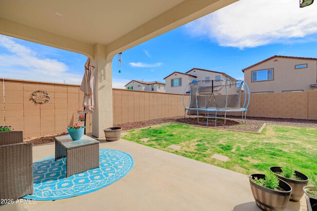 Building Photo - 21513 E Sparrow Dr