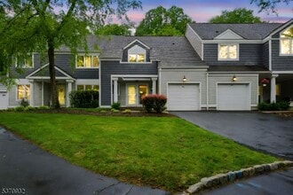Building Photo - 99 Sleepy Hollow Rd