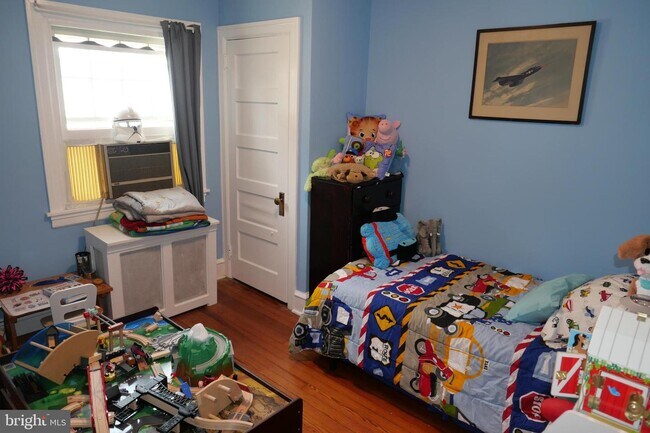 Building Photo - 2716 St Marys Rd