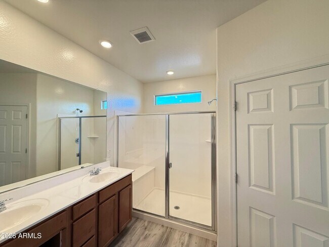 Building Photo - 2372 E Dust Devil Dr