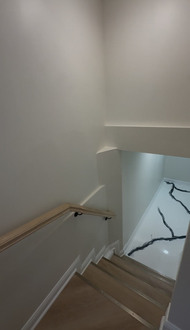 Building Photo - 3811 W 61st St