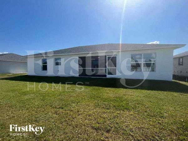 Building Photo - 406 SW 31st Ave