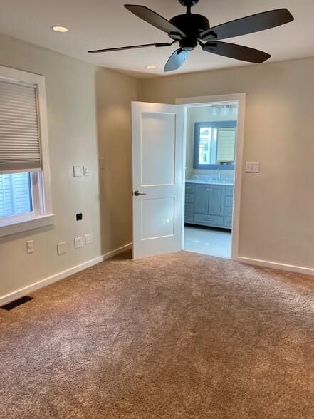 Master Bedroom - 1209 9th St