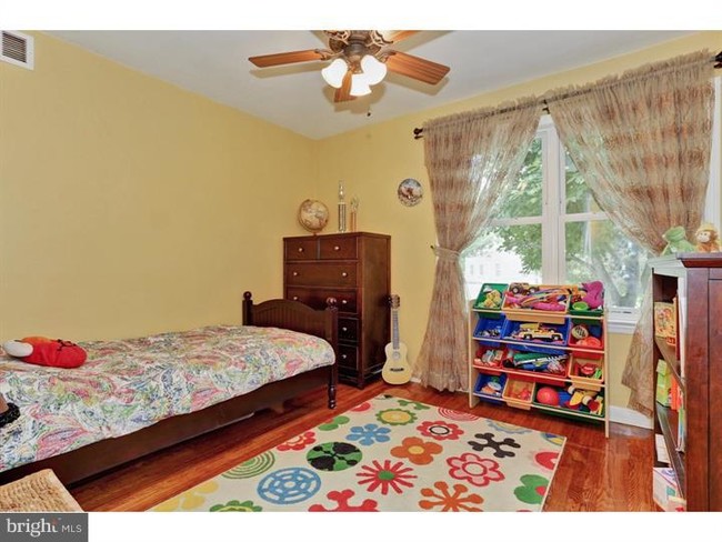 Building Photo - 52 Shady Brook Ln