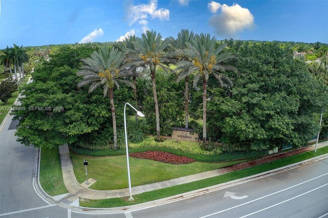 Building Photo - 899 Phoenix Way