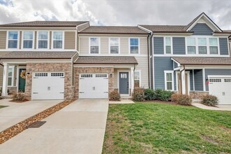 Building Photo - 1085 Duncan St