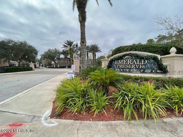 Building Photo - 5978 Pavilion Dr