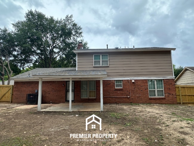 Building Photo - 5599 Sweet Gum Dr