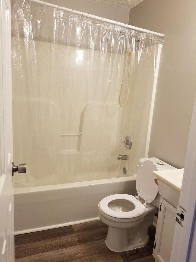 Primary Photo - Newly remodeled 1 bed 1 bath