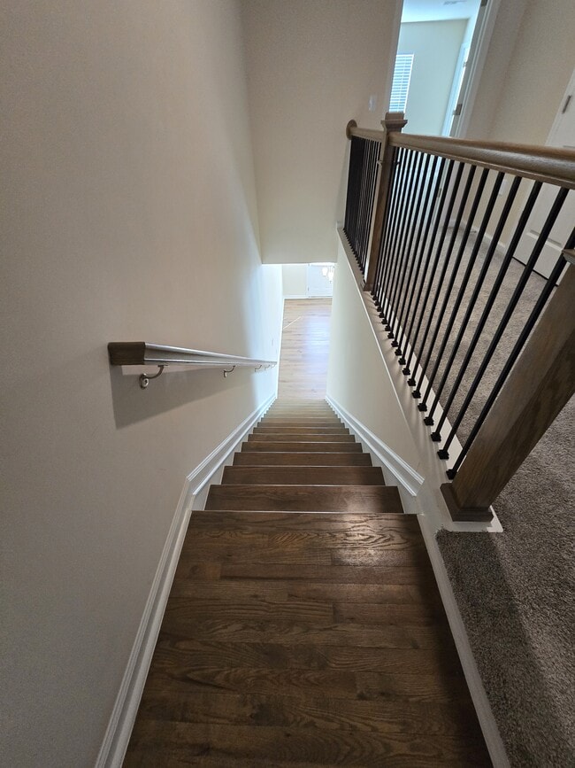 Building Photo - 865 Falls Grove Trl