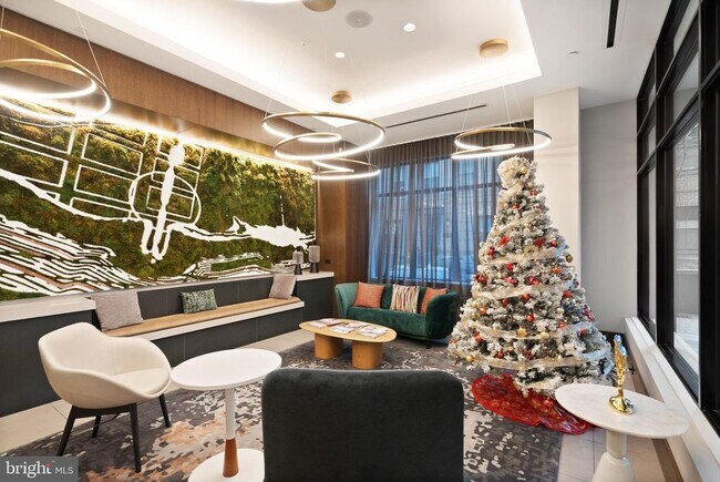 Building Photo - 925 N Fairfax St