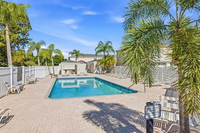 Building Photo - 11906 Cypress Hill Cir