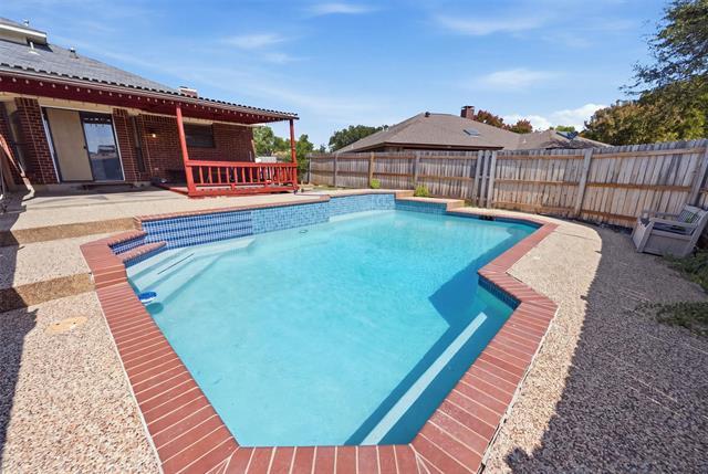 Building Photo - 5406 Blue Cove Dr