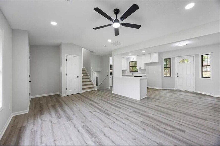 Building Photo - 2246 Hightrail Ct