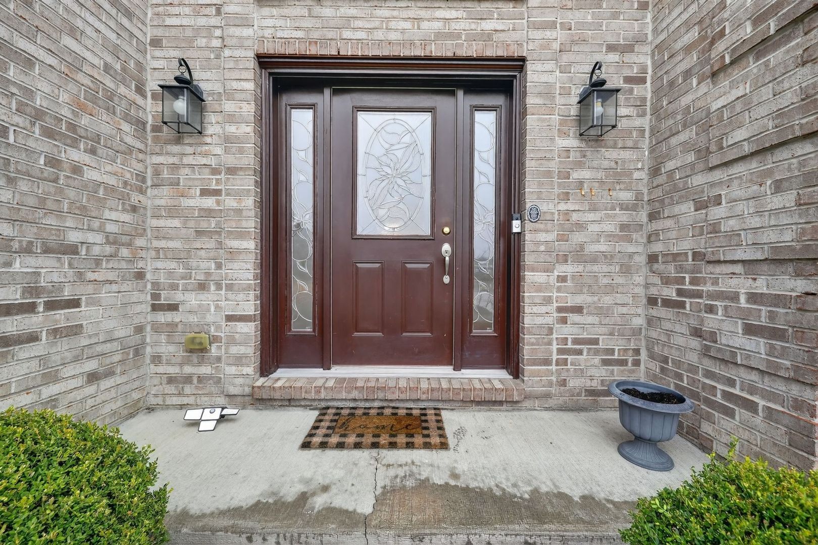 Building Photo - 6415 Evergreen Ct