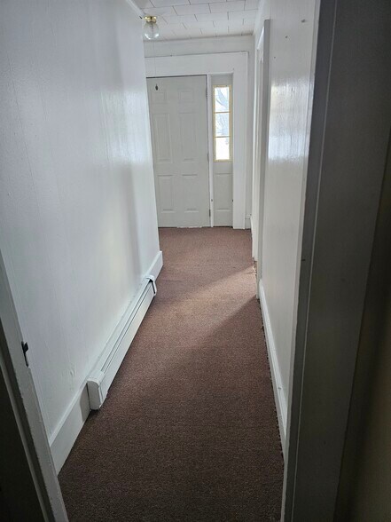 Building Photo - 69 Green St