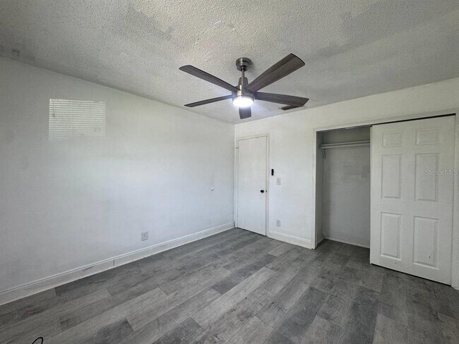 Building Photo - 5102 Lawnton Ct