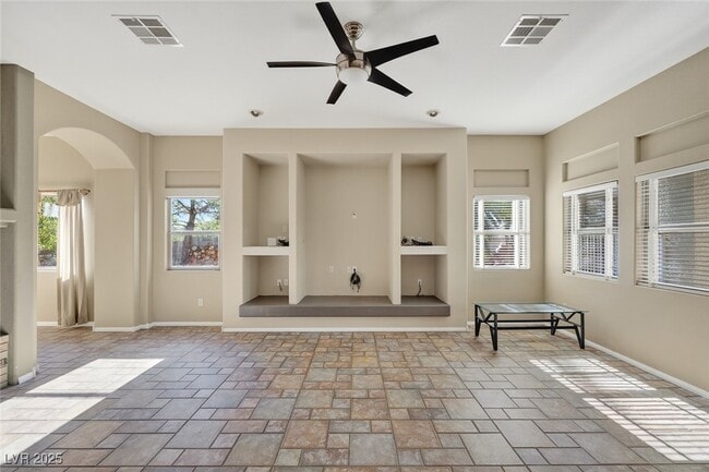 Building Photo - 3769 Erva St