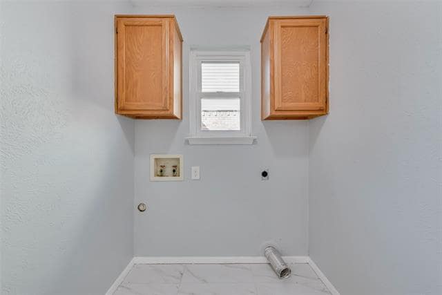 Building Photo - 4154 Emerson Dr