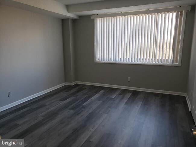 Building Photo - 4410 Oglethorpe St