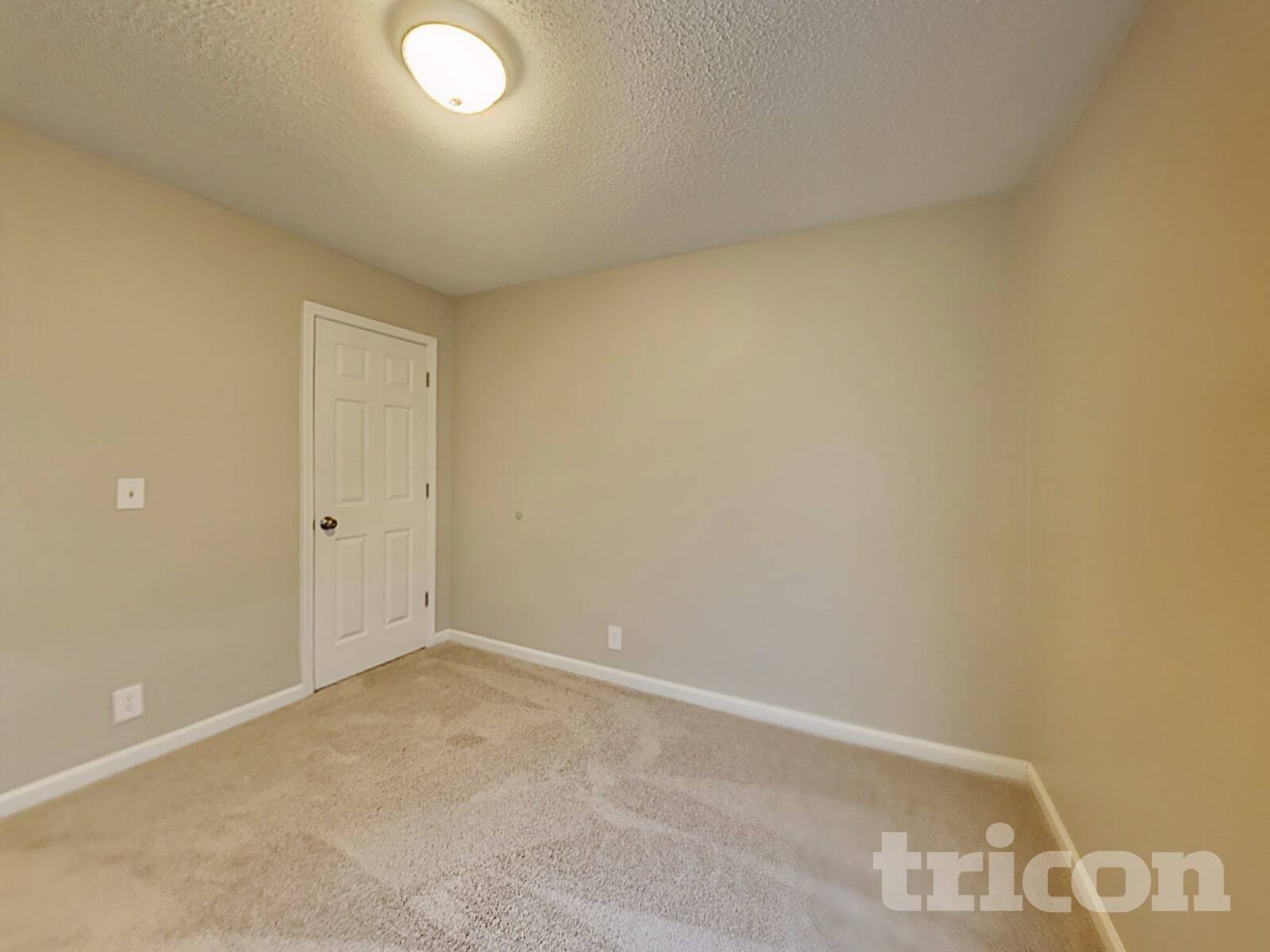 Building Photo - 5020 Boyd Dr