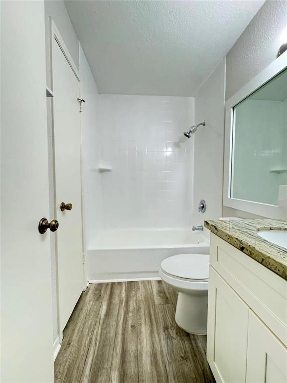 Building Photo - 2202 Windy Meadow Dr