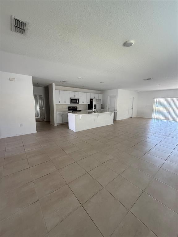 Building Photo - 355 White Heron Wy