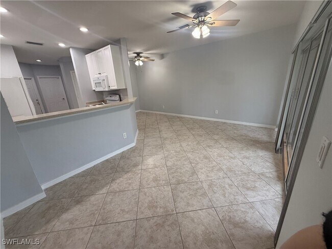 Building Photo - 8686 Athena Ct