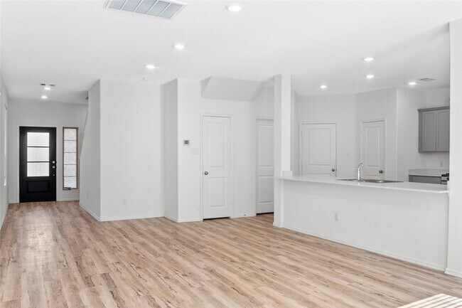 Building Photo - 19148 Cicerone Ct