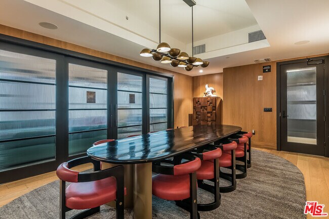 Building Photo - 10777 Wilshire Blvd