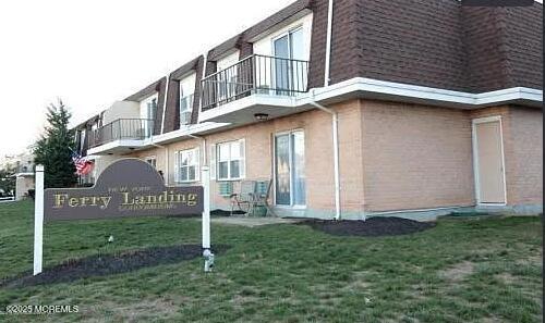 Primary Photo - 321 Shore Dr