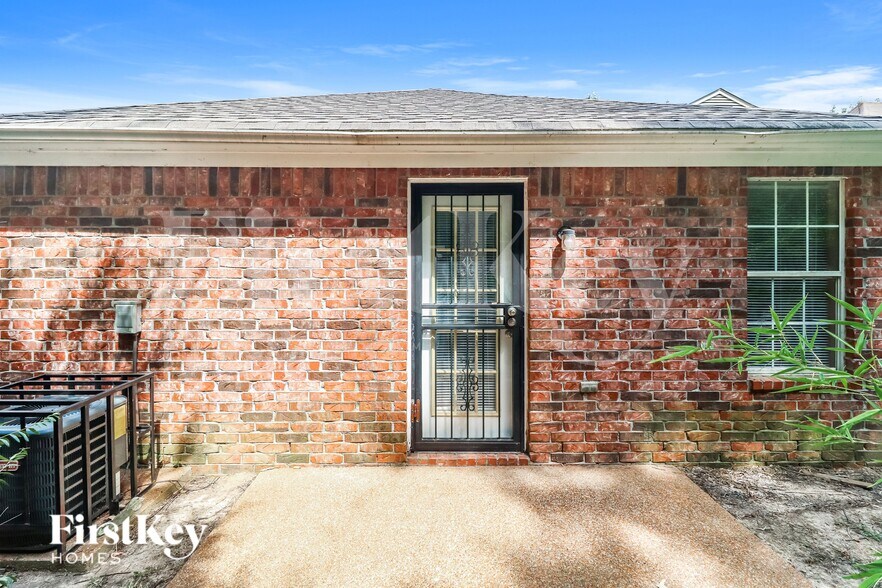 Building Photo - 1229 Calebs Ridge Dr