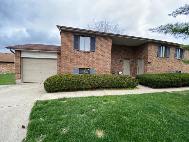 Primary Photo - 813 Trustway Ct