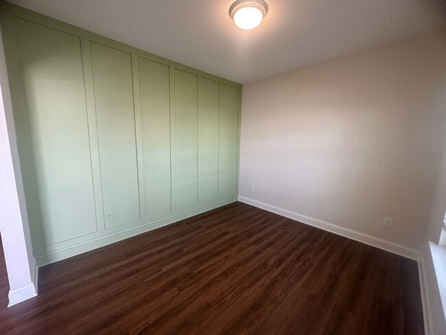 Building Photo - Spacious 4BR 3BA home in Northern Greensboro