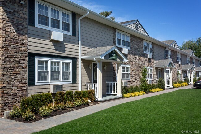 Building Photo - 801 Long Island Ave