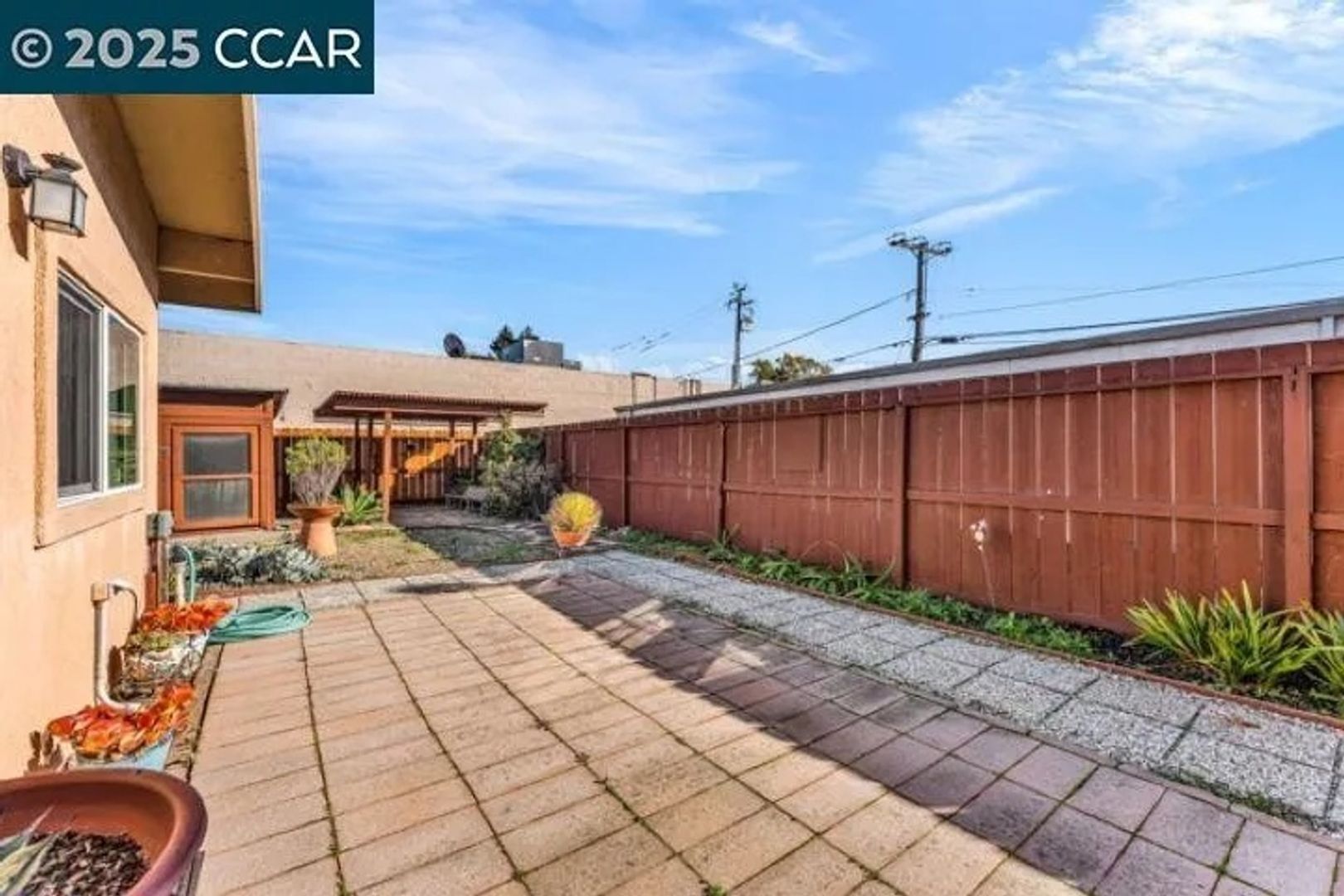 Building Photo - 104 Los Altos Pl