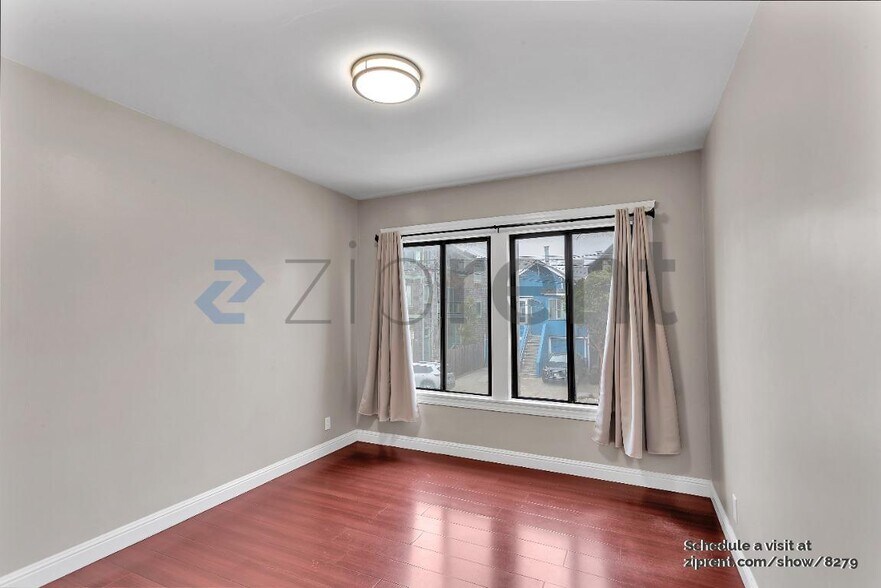 Building Photo - 1527 47th Ave