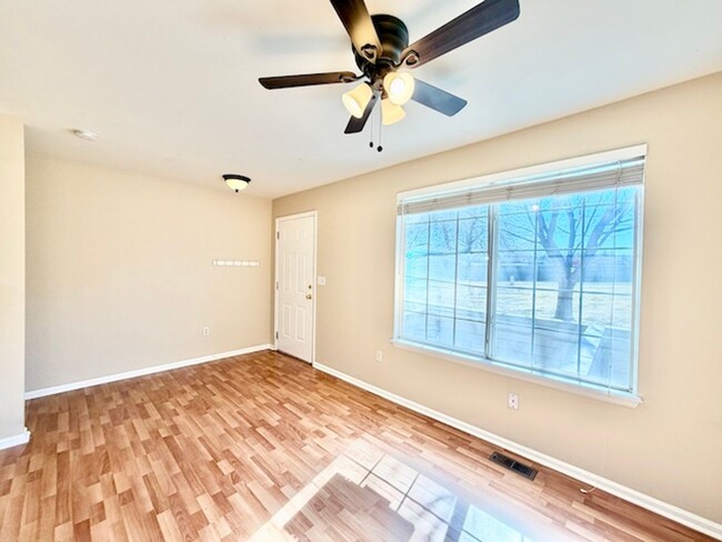 Building Photo - Westbury Farms 1-Bedroom