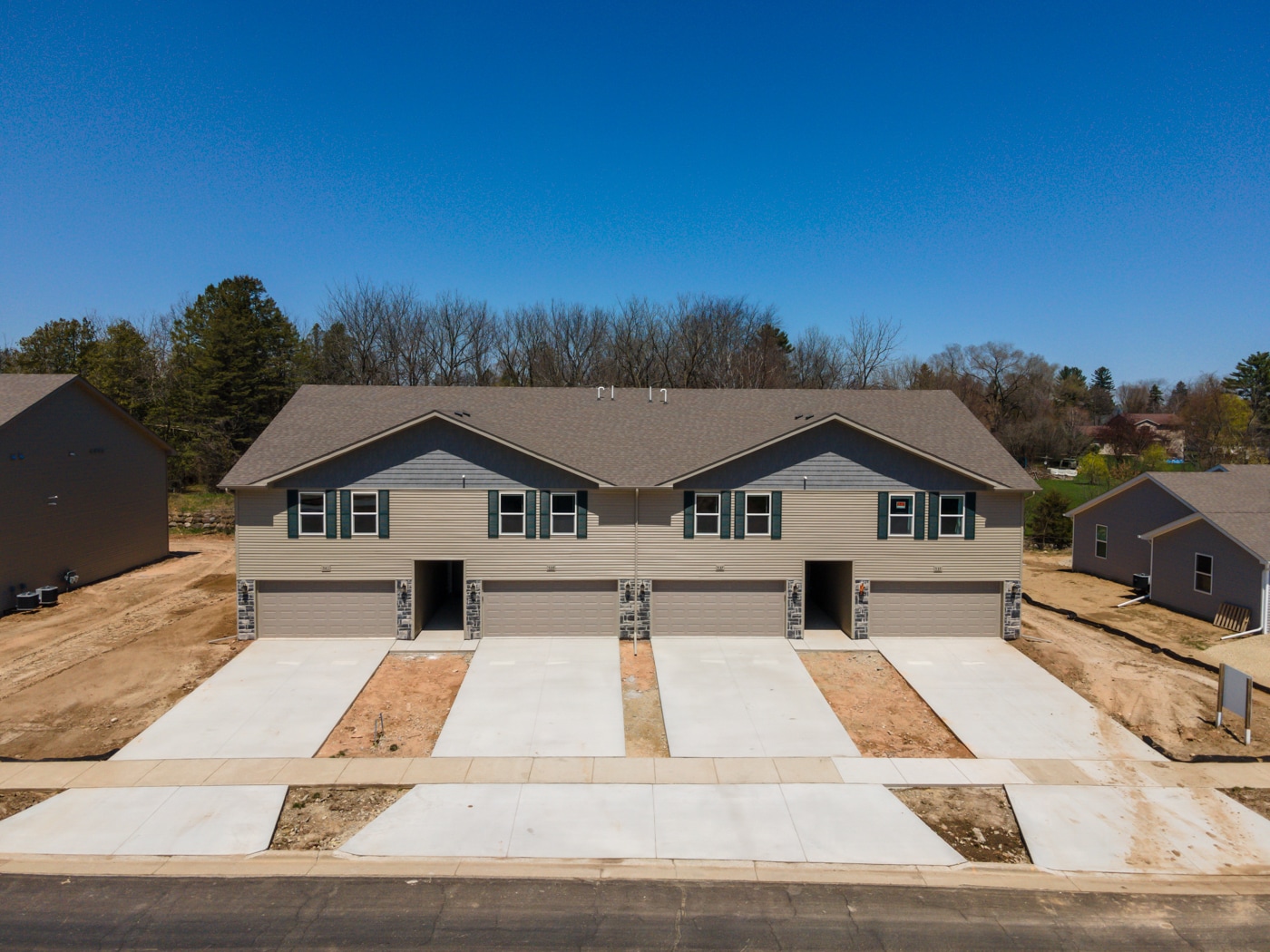 Building Photo - 639 McKay Way