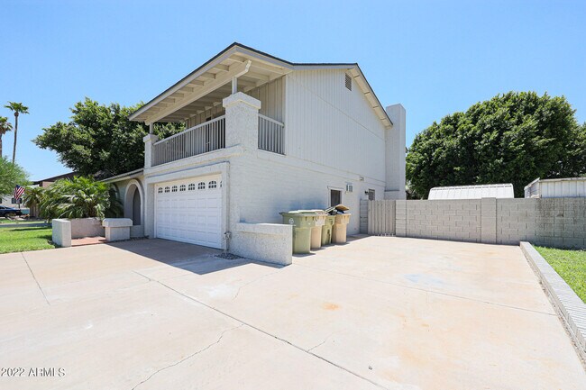 Building Photo - 6207 W Riviera Dr