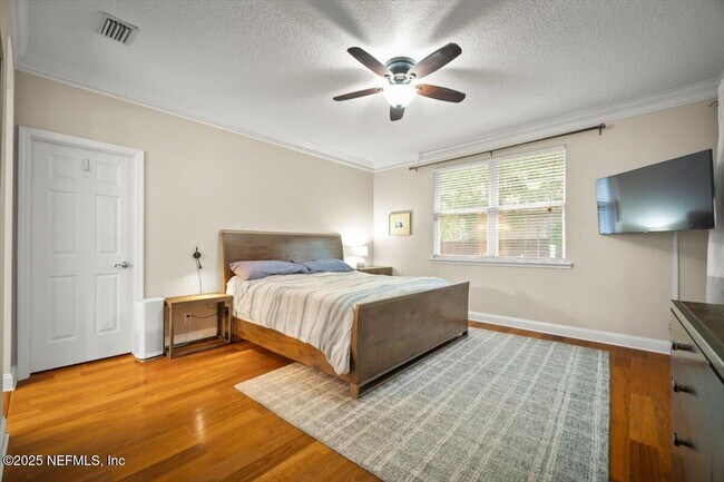 Building Photo - 7813 Mt Ranier Dr