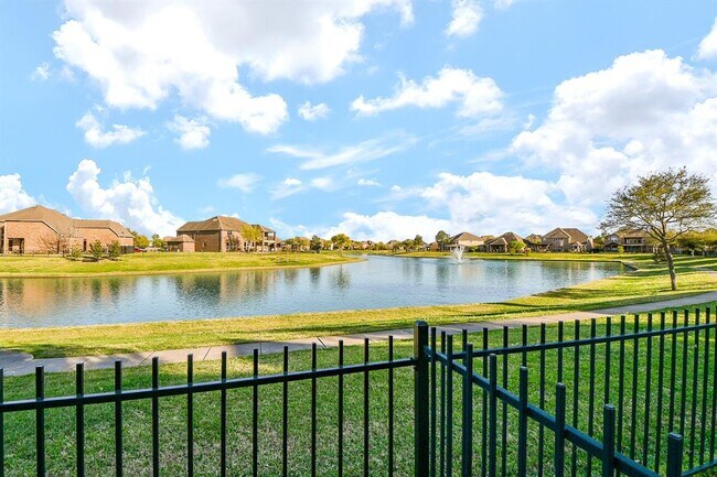 Building Photo - 3515 Summer Ranch Dr