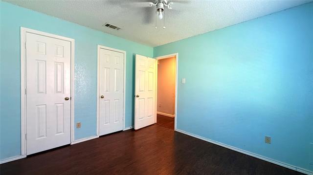 Building Photo - 2907 Sierra Dr