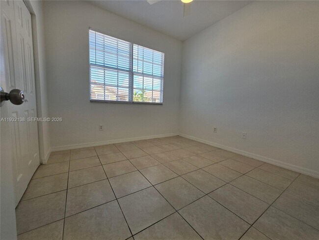 Building Photo - 9070 Preston Pl