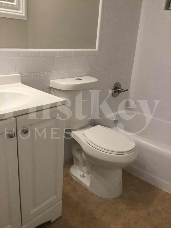 Building Photo - 7925 Indigo St